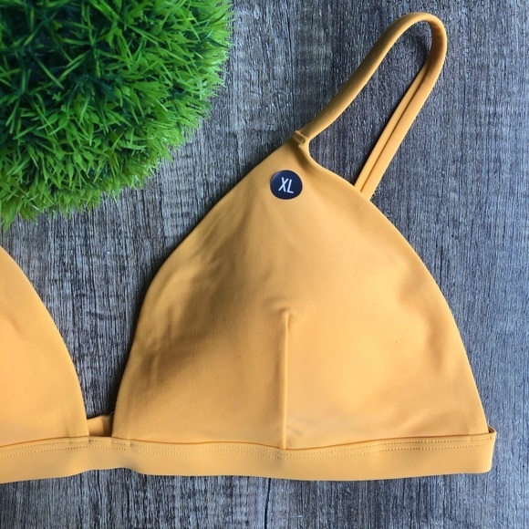 Hollister orange triangle bikini top SZ  XL NWT - Picture 2 of 6